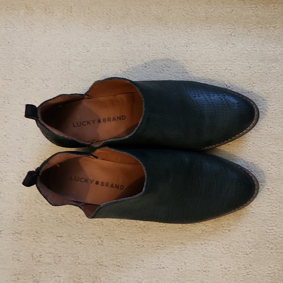 LUCKY BRAND Black Ankle Boots, Sz 7.5 - Picture 5 of 7